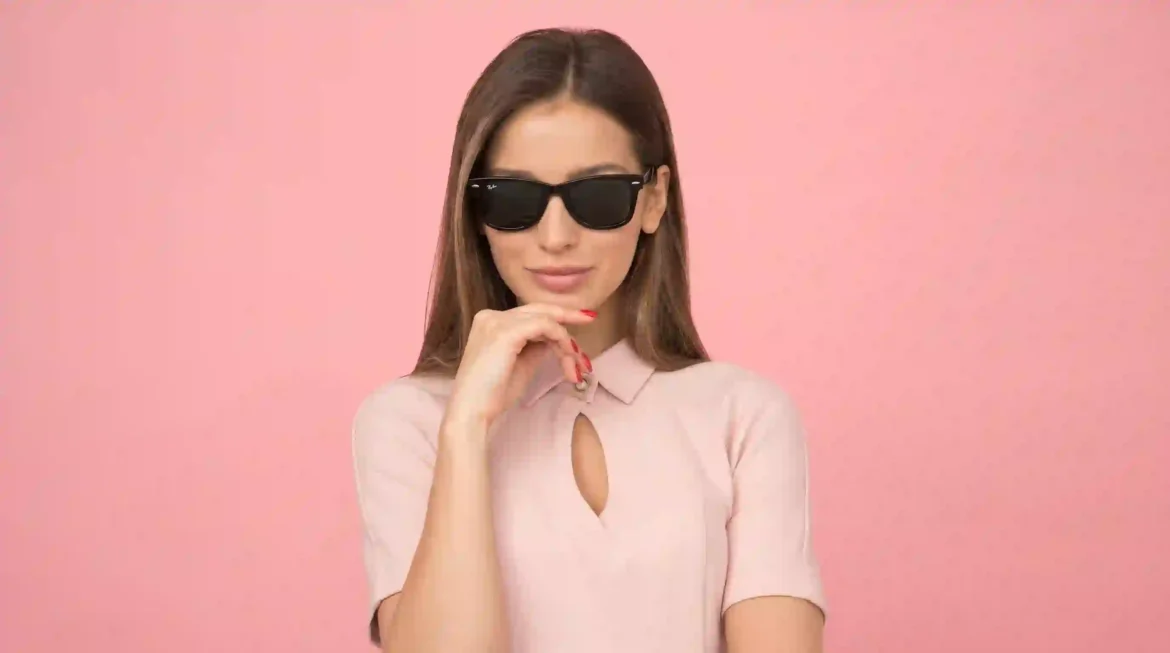 20 comandos para testar óculos de sol no Gemini com sua foto. Ray-Ban, aviador, gatinho e redondo sem deformar o rosto. Veja antes de comprar.